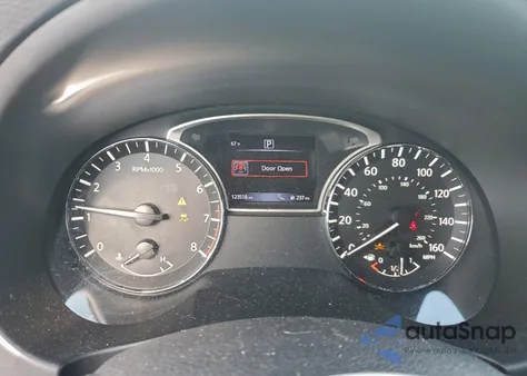 2018 Nissan Altima 2.5 из США, поврежденный, VIN 1N4AL3AP5JC163399